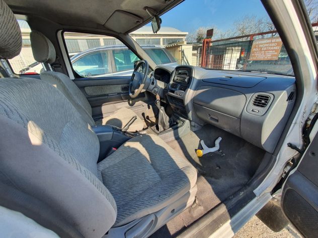 Nissan Navara (D22) 2.5 TD 100CV 4WD Cabina Singola - Foto 7