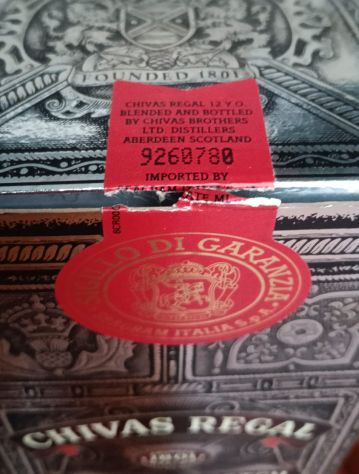 Chivas Regal 12 Years Old Blended Scotch Whisky - Foto 2