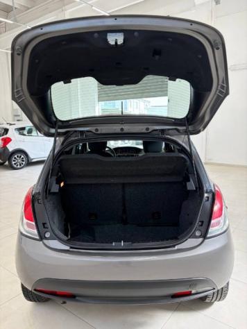 LANCIA Ypsilon 1.0 FireFly 5 porte S&S Hybrid Gold Plus rif. 23961482 - Foto 6