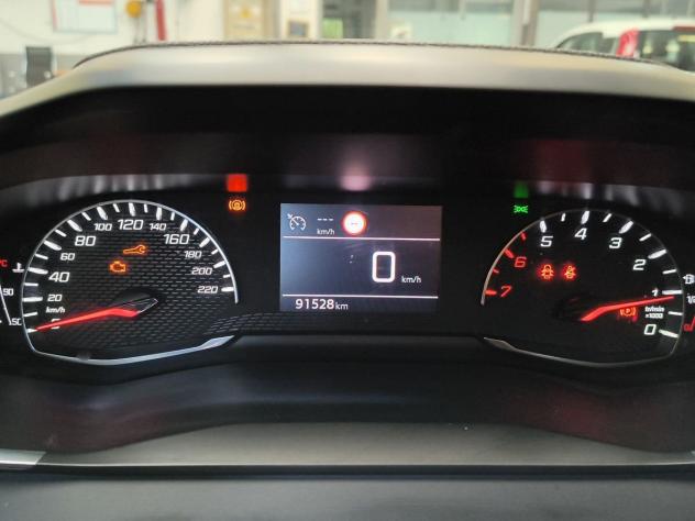 Peugeot 208 II 2019 1.2 puretech Active s&s 75cv - Foto 8