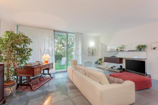 Villa in vendita a Fossone - Carrara 300 mq Rif: 966653