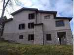 Splendida villa con parco in una panoramica frazione a 4 km da Cascia.