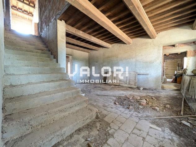 SPLENDIDO CASALE CON CARATTERE PRETTAMENTE COLONICO IN POSIZIONE PRESTIGIOSA - Foto 14