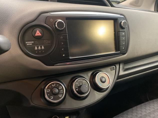 Toyota Yaris 3ª serie 1.0 5 porte Active - Foto 10