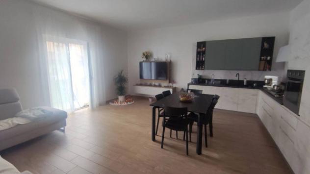 Immobile in asta di 245 m² con più di 5 locali in vendita a Scandale - Foto 5
