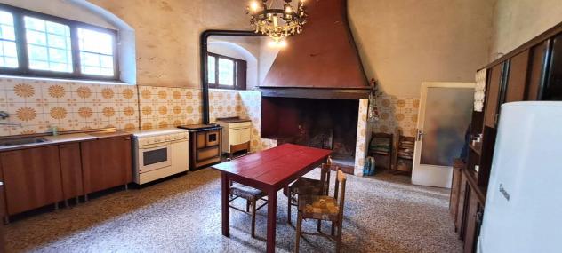 CASA INDIPENDENTE di 10 vani e di 290 mq (SCARPERIA E SAN PIERO - SAN PIERO A SIEVE) rif. AAI843 - Foto 2