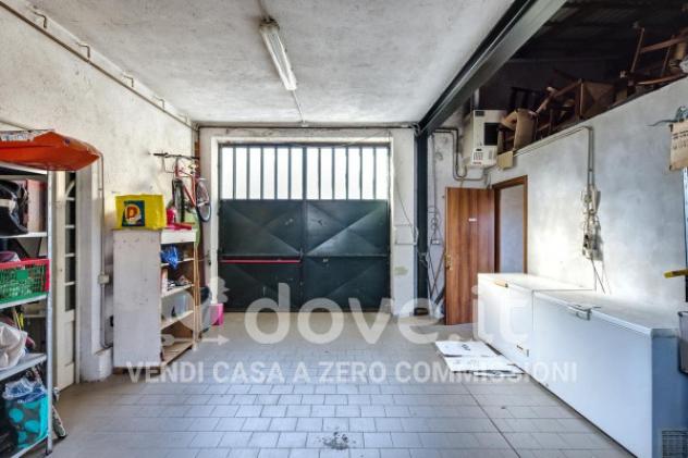Casa indipendente di 200 m² con 3 locali e box auto in vendita a Sumirago - Foto 15