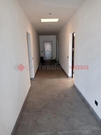 Immobile di 110 m² con 1 locale in vendita a Paruzzaro - Foto 4