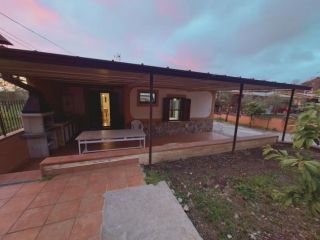 Villa in Via Fonte