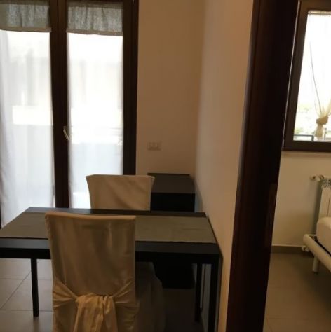 TOR VERGATA-BILOCALE CON BALCONE E POSTO AUTO. - Foto 4