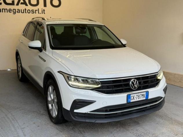 VOLKSWAGEN Tiguan 2.0 TDI 150 CV SCR DSG Life rif. 23059154 - Foto 3