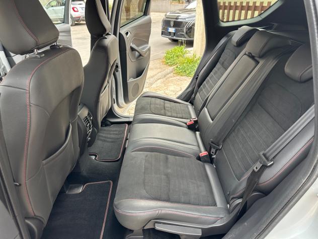 Ford Kuga 1.5 TDCI 120 CV S&S 2WD ST-LINE UNIIROP - Foto 10