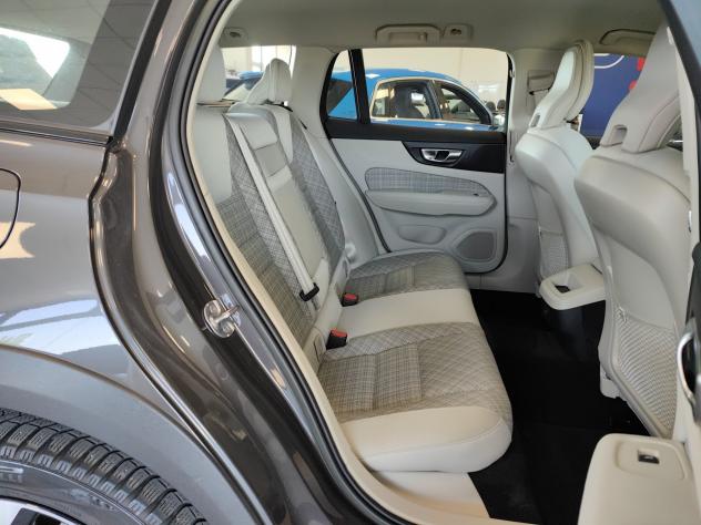 Volvo V60 Cross Country B4 (d) AWD 197cv auto CarPlay/AndroidAuto FariLED - Foto 6