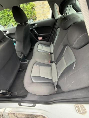 AUDI - A1 Sportback - 1.4 TDI ultra Design - Foto 7