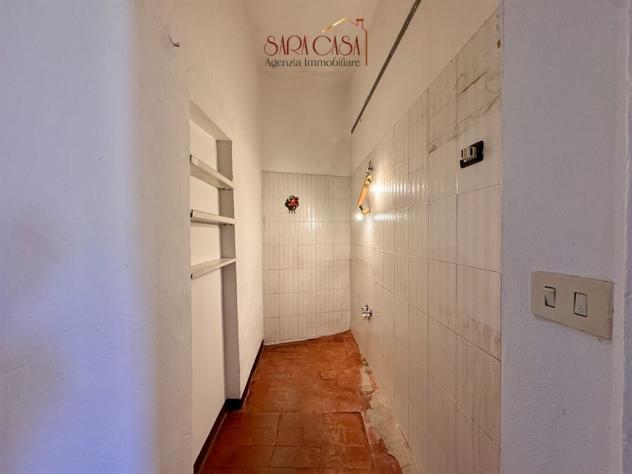 Spazioso appartamento al primo piano in posizione centralissima - Foto 8