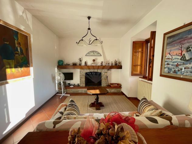 TERRATETTO di 8 vani e di 170 mq (STAZZEMA - Pruno) rif. 615/VT - Foto 17