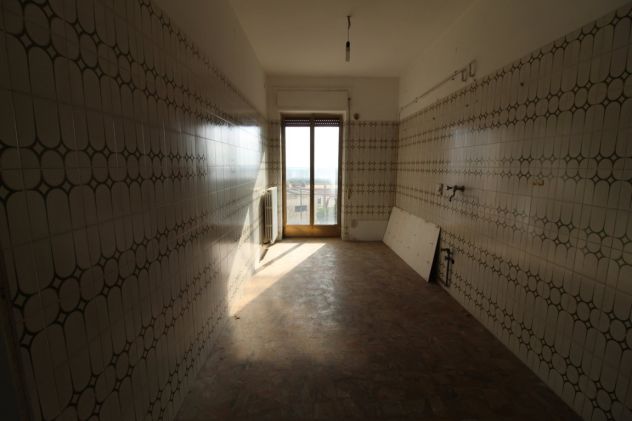 STABILE INDIPENDENTE VIA PROVINCIALE PER FRANCAVILLA FONTANA VILLA CASTELLI - Foto 3