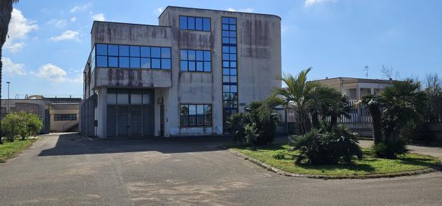 Locale commerciale in affitto a Galatone