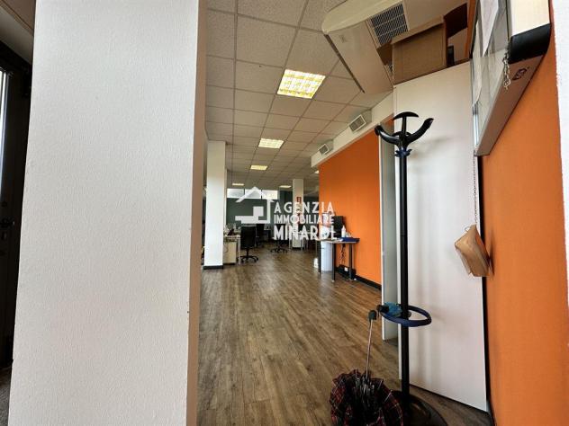 LUGO – ZONA STAZIONE | AMPIO IMMOBILE COMMERCIALE A REDDITO - Foto 5