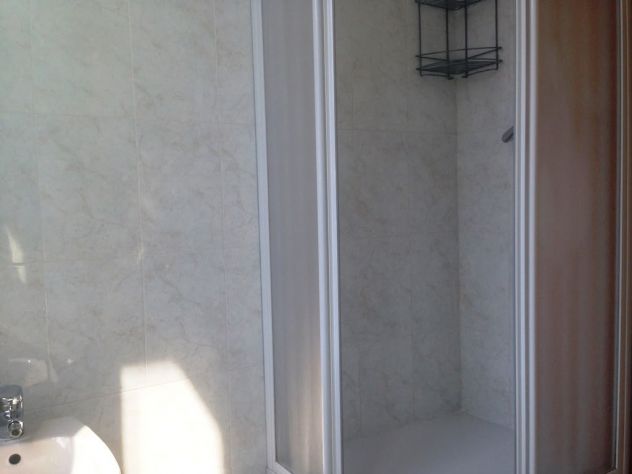 Posto letto in ampio trilocale con terrazzo - Foto 8