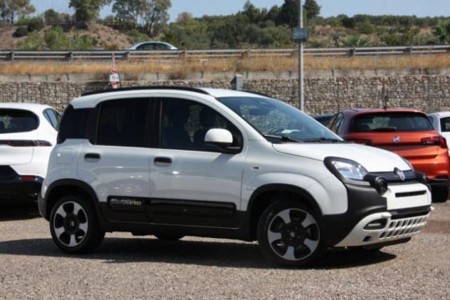 FIAT Panda 1.0 S&S Hybrid Pandina CROSS NUOVO rif. 23987283 - Foto 7