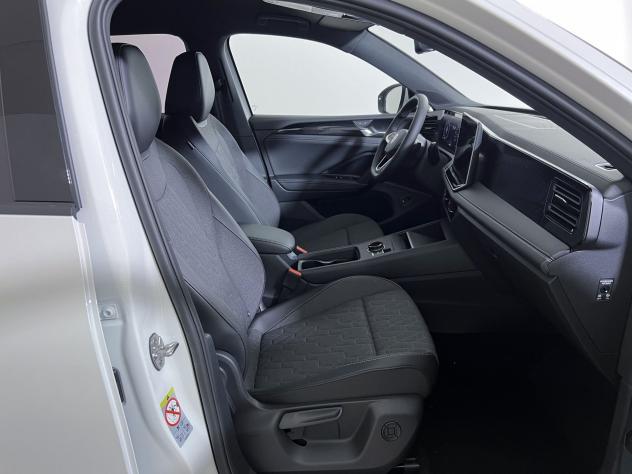 Volkswagen Tiguan Tiguan 1.5 etsi Edition Plus 130cv dsg - Foto 9