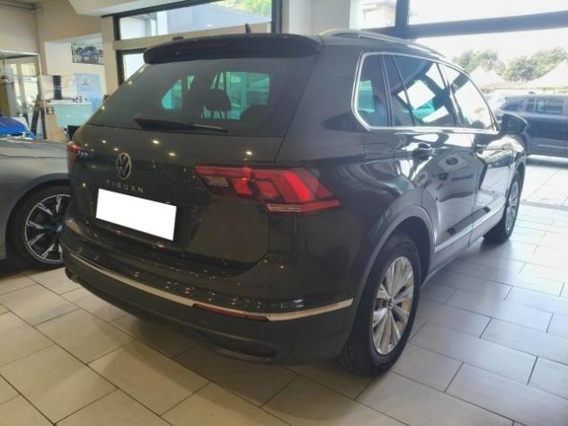 VOLKSWAGEN Tiguan 2.0 TDI Automatic DSG 150 CV Life 24 Mesi Garanzia rif. 23762308 - Foto 4