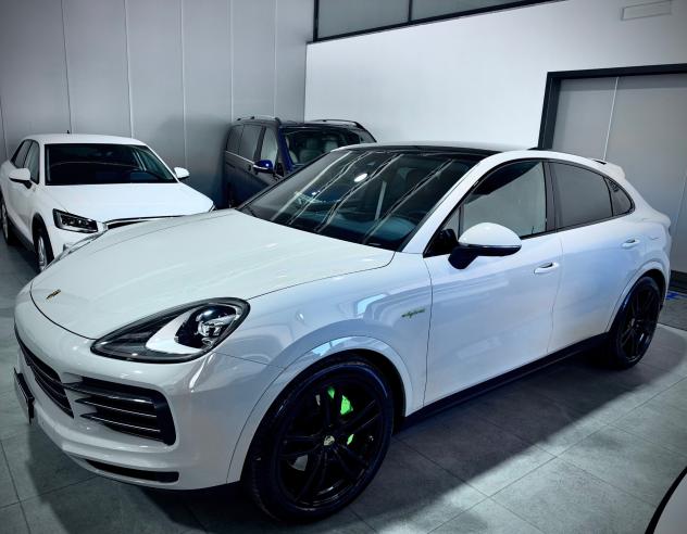 Porsche Cayenne Coupe 3.0 E-Hybrid Platinum Edition - Foto 3