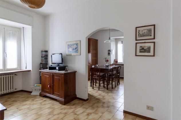 Casa a Mandello del Lario: Ampi Spazi e Prezzo Competitivo 129 - Foto 7
