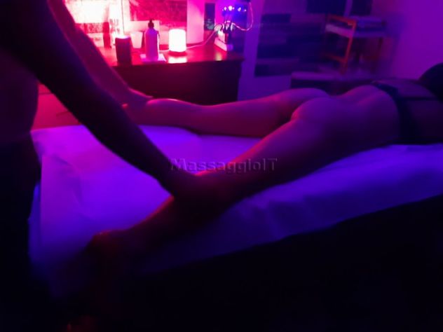 Olistic/Tantra Couple Massage Tel:3356115110