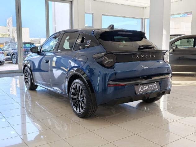 Lancia Ypsilon 1.2 Hybrid e-DCT Cassina 101cv 2025 - Foto 4