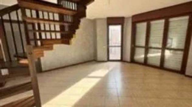 Immobile in asta di 117 m², box auto in vendita a Oleggio - Foto 3