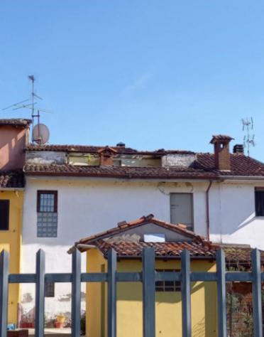 Immobile in asta di 120 m², box auto in vendita a Pieve Porto Morone - Foto 2