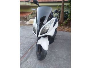 Kymco downtown 300i