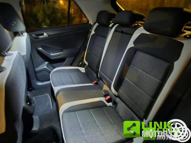 VOLKSWAGEN T-Roc 1.6 TDI Advanced - Foto 6