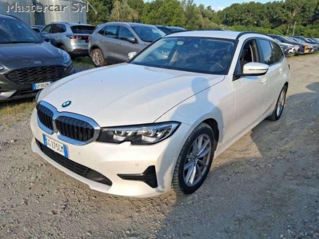 BMW 320 Serie 3 Touring 320d Touring mhev 48V xdrive Busin rif. 23836608 - Foto 2