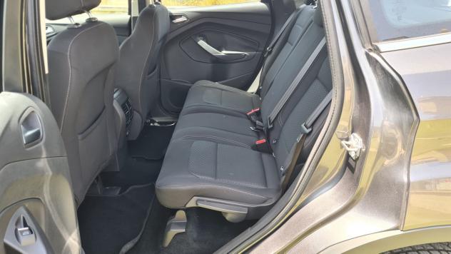 Ford Kuga 1.5 TDCi 120 cv 8v. Business 2017 - Foto 7