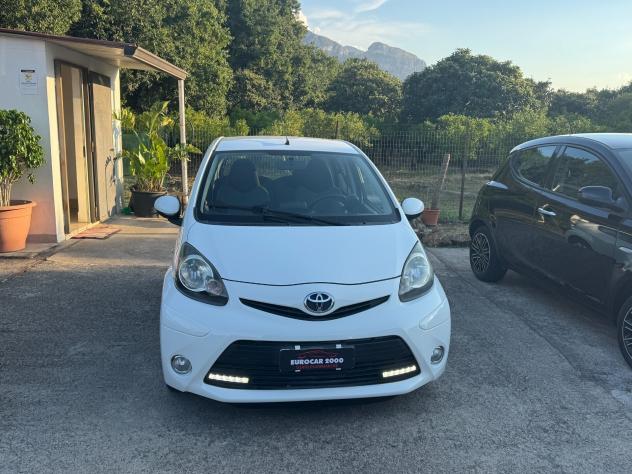 Toyota Aygo 1.0 12V VVT-i 5 porte Lounge Connect AUTOMATICA - Foto 2