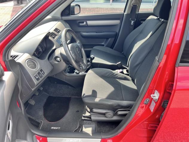 Suzuki Swift Swift 5p 1.3 16v - Foto 5
