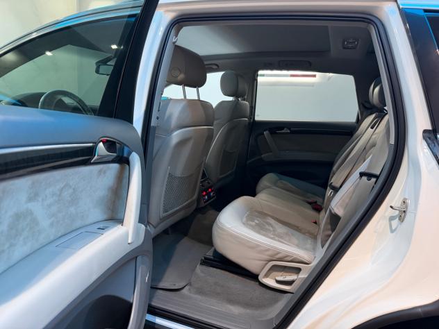 Audi Q7 3.0 V6 TDI 240 CV quattro tiptronic Limited Edition - Foto 9