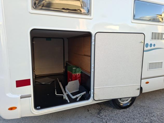 CAMPER ELNAGH DUCATO MANSARDATO 6 POSTI DINETTE GARAGE LETTO MATRIMONIALE CLIMATIZZATORE FOTOVOLTAICO CAMPEGGIO USATI 1790 - Foto 8