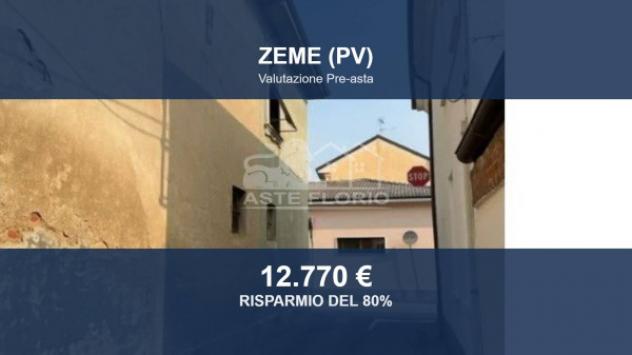 Immobile in asta di 258 m² con più di 5 locali in vendita a Zeme