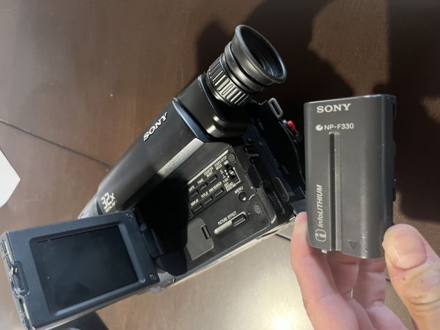 Sony Handycam CCD-TRV13E Video8 XR vintage + batterie + manuale - Foto 5
