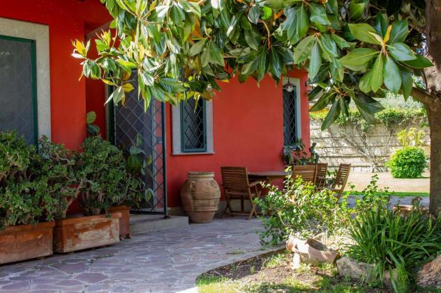 Villa con meraviglioso giardino Via Melani 6 posti letto - Infernetto