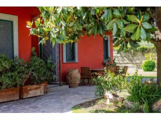 Villa con meraviglioso giardino Via Melani 6 posti letto - Infernetto