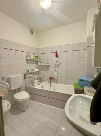 V000592 - NUDA PROPRIETÀ – Trilocale su tre livelli in centro città - Foto 14