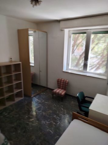 singola a rgza € 510 tutto incluso in app.to 3 bagni centrale con terrazzo - Foto 2