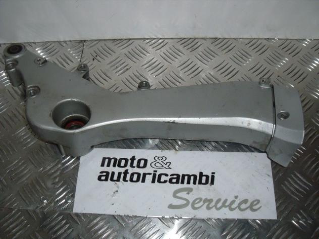 RINFORZO FORCELLONE DESTRO HONDA SILVER WING 600 37 KW (2006) 52000-MCT-910 RICAMBIO USATO