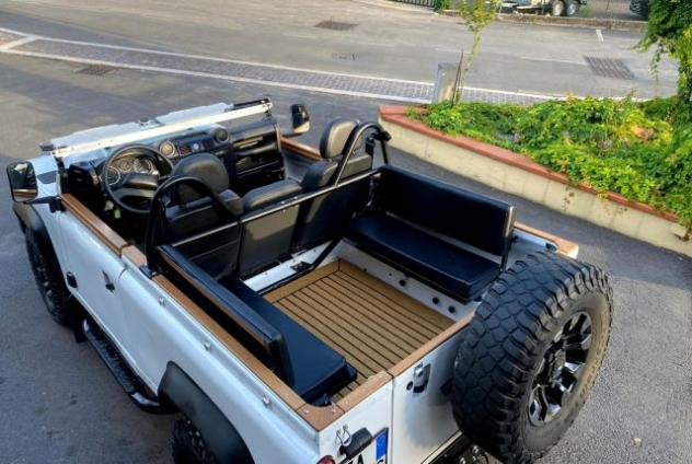 LAND ROVER Defender 90 2.2 TD4 Station Wagon rif. 19949650 - Foto 2