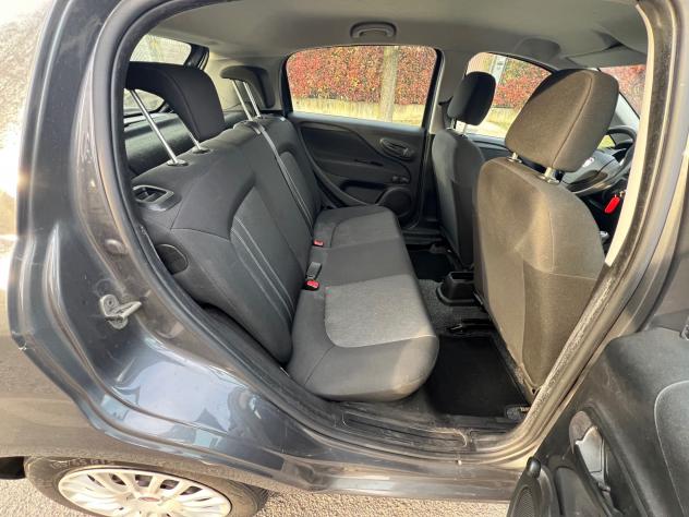 Fiat Punto 1.2 Benzina/GPL OK NEOPATENTATI - Foto 9